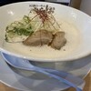泡系しおとんこつラーメン べらしお 総本店
