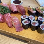 Morimori Sushi - 本鮪食べくらべ　これ美味かった。妻とシェア