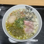 広島牡蠣と和牛ラーメン 衝青天 - 