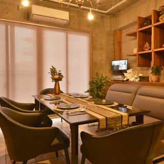 エスニック×和の上品な空間で楽しむフュージョンタイ料理