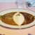 ニューローズ - 料理写真:*モダン•レモン•チキンカレー（左側）
          和出汁（鯛）のスパイスカレーには鶏の軟骨、片浦レモンのピールも
          