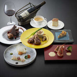 320x320_square_f7487cc7235a64a