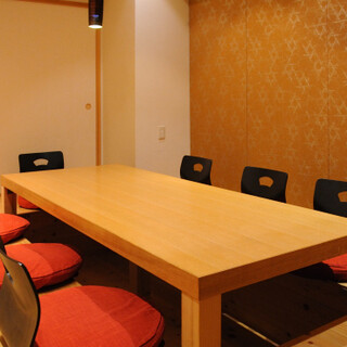 【店主おまかせコース】4名様からのご注文でご利用可能です。
                                          