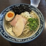 ニボシクラフト - 料理写真:煮干しラーメン800円