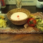 お惣菜とお豆腐