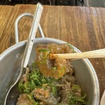 お好み焼き うめ月 - 牛すじ