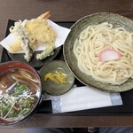 自家製うどん 吉草 - ごせき汁うどん＋天ぷら盛り合わせ