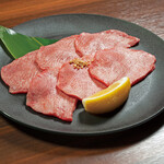 焼肉ホルモンたすき - 上タン元