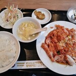 Nixi Shou Wa Xashou - 揚げ鶏肉のネギソースかけ定食