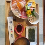 海鮮丼LAB 海425 - 料理写真: