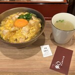Oyakodon semmon temmarukatsu - 今日のお昼ご飯。