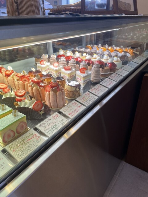 菓子 Rui Patisserie Rui - Minami Fukuoka/Cake | Tabelog