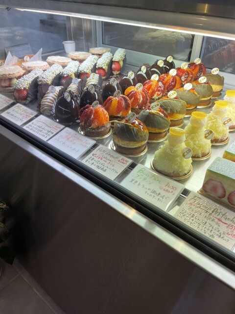 菓子 Rui Patisserie Rui - Minami Fukuoka/Cake | Tabelog