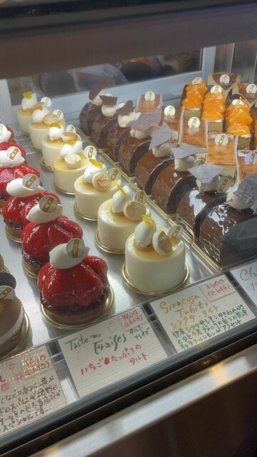 菓子 Rui Patisserie Rui - Minami Fukuoka/Cake | Tabelog