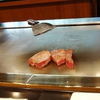 ステーキハウス ハマ  目黒店 - 平日限定ステーキランチ（3,675円）のヒレ120gとロース150ｇ