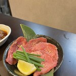 炭火焼肉 にく式 - 