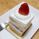 パティスリー ラメールブルー - 料理写真:いちごのショートケーキ