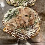 Naniwa Okonomiyaki Bochibochi - 上から