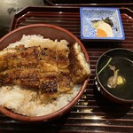 田舎庵 小倉本店 - 2021/12/18　鰻丼 肝吸・お漬物 付