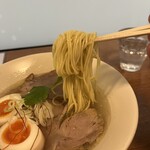 貝と地鶏だしのらぁ麺 ちょろ - 