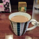 HAKANA - ミルク紅茶 (HOT砂糖無し)