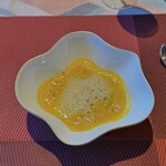 BISTRO VAGUE - カボチャのポタージュ　伊勢海老ビスクのカプチーノ仕立て