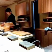 鮨 無垢/鮨 白銀 - 