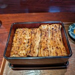 麟 - 鰻重。この日は関東風。