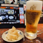 すし 銚子丸 - 生ビールとガリ