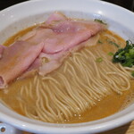 NIBOSHI MANIA - 自家製甘海老煮干とアサリの濃厚煮干ソバ