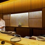 鮨　いの - 貫禄の体型の大将。 強面だけど、よく話すし、よく笑って、優しい鮨を握ってくれます。