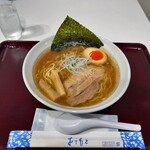 麺屋あさひ - 料理写真:豚骨醤油ラーメン970円