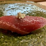 伊勢鮨 - マグロの醤油漬け　山わさび