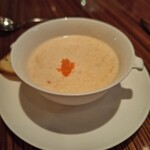 東京アメリカンクラブ - カニのクラムチャウダーみたいなスープ