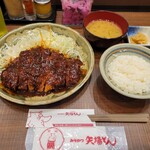 名古屋名物 みそかつ 矢場とん イオンモールナゴヤドーム前店 - ロースとんかつ定食(税込1,310円)