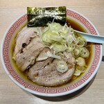 まるえ中華そば 巣鴨 - 醤油 豚バラ チャーシュー麺