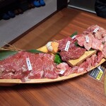 精肉問屋直営焼肉店 やきにくの蔵 - 