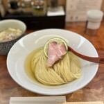 Sammaro - 特製昆布水つけ麺（煮干し）¥1400、肉ワンタン¥250