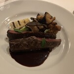 Le Coquillage - 鹿肉、とってもおいしくいただきました。野菜の盛り合わせはオプションです。