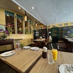 Bistro Remedios - 店内