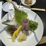 Sushi Uoyuu - 活アジ刺