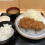 とんかつ伊勢  - ■上ロースカツ定食¥1,000