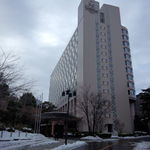 雪残る さくらタワー東京 外観