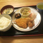 ごはん畑 - アジフライとから揚げ定食