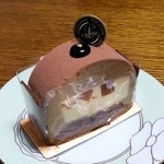 パティスリー ラミティエ - ブシェットカフェリーヌ　コーヒームースが美味しいと