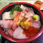 新潟本町 鈴木鮮魚 - 綺麗な盛付け °˖✧◝(⁰▿⁰)◜✧˖°