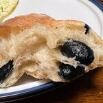 ラトリエ･デュ･パン - 丹波の黒豆パン
