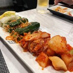 soban 韓国創作料理 - キムチ盛り合わせ！！