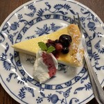 小さな街の食堂 cafe MISTY - デザートは別でチーズケーキ