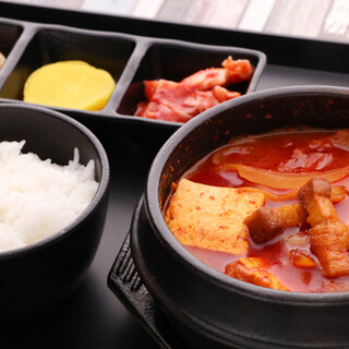 韓国料理 オイソ 春吉_1